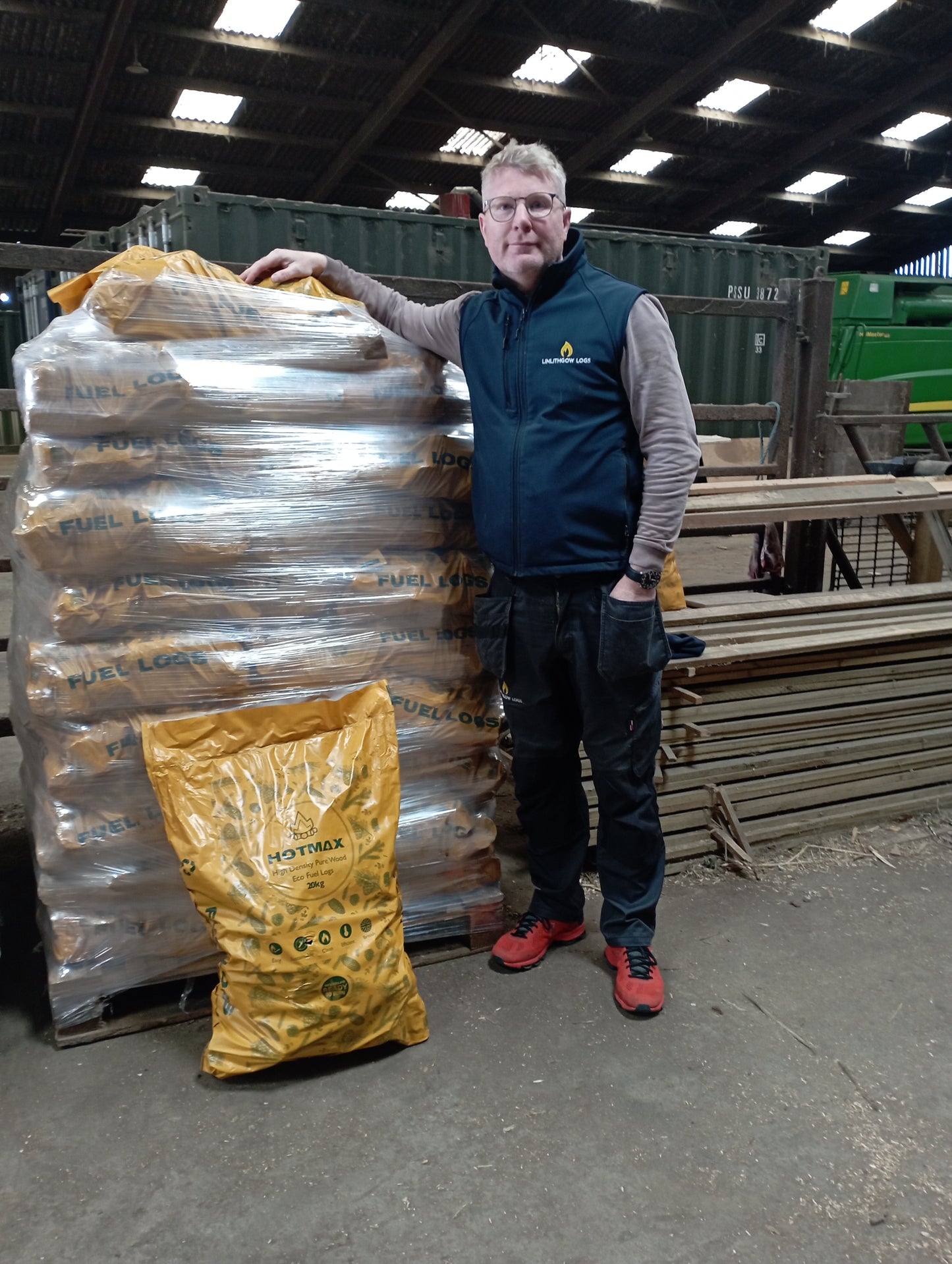 4 bags of hotmax compressed wood cobs (20kg each)